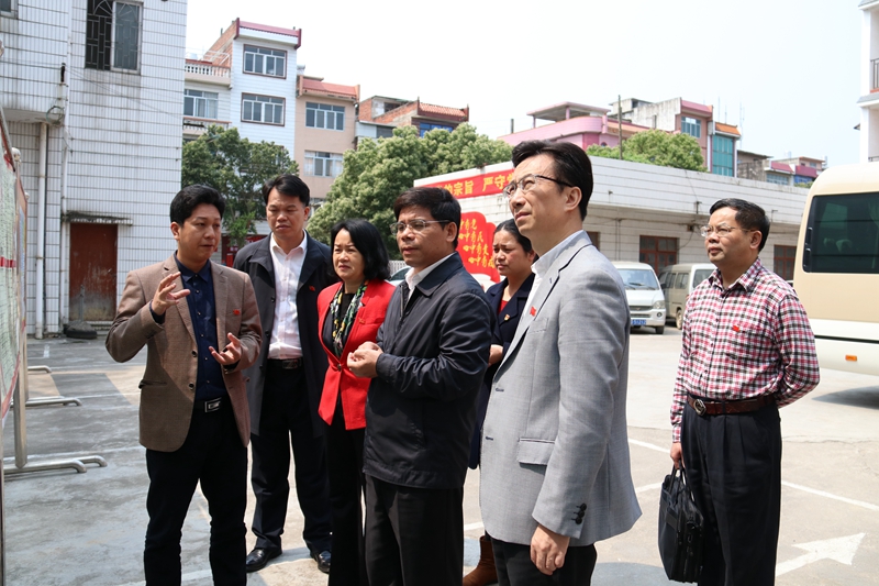 雷永达到梧州市调研指导工作